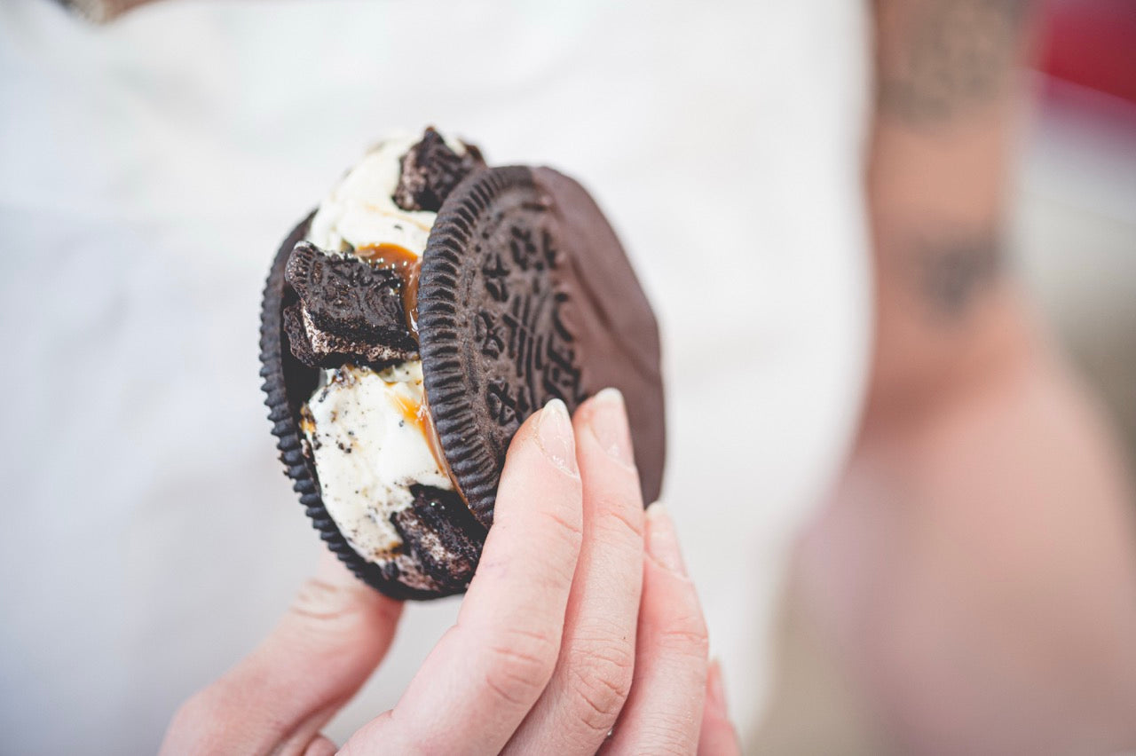 Bulk Half-Dipped Salted Caramel Oreo® Sandwich