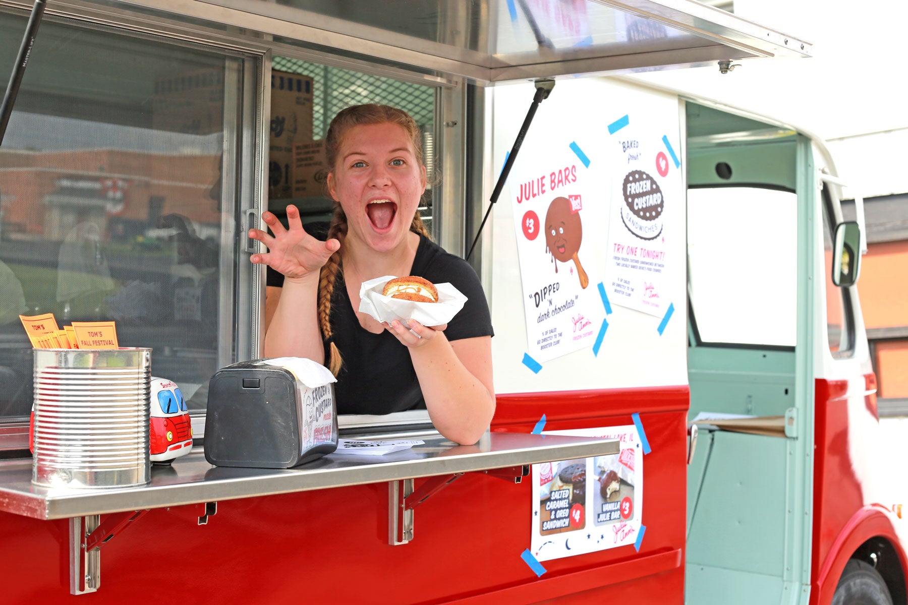 Julie Anns Frozen Custard